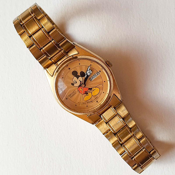 Seiko Starburst Dial 3Y03-0039 Oro Mickey Mouse Disney reloj Antiguo