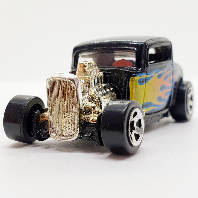 Vintage 1997 Black 32' Ford Vicky Hot Wheels Car | Best Vintage
