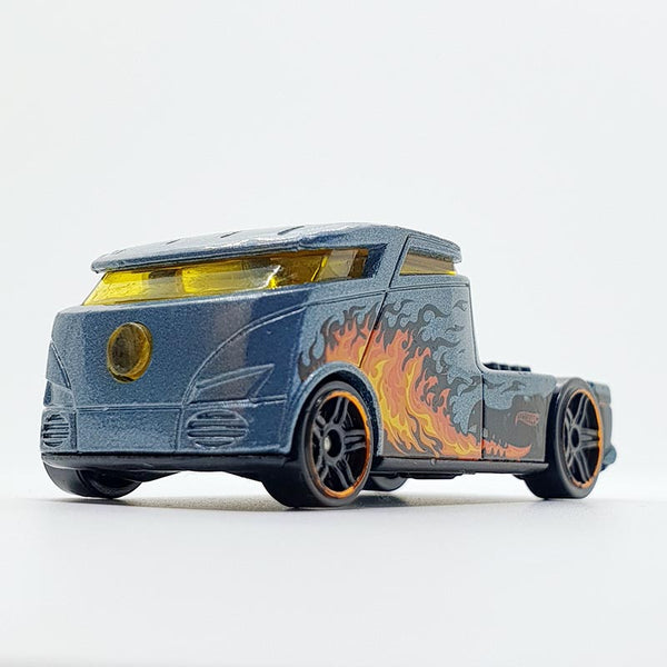 Vintage 2006 Blue Qombee Hot Wheels Car | Cool Exotic Toy Cars