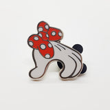 2018 Minnie Mouse Mano con un fiocco tratteggiato rosso Disney Pin | Walt Disney Pin del mondo