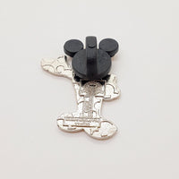 Silver 2015 Mickey Mouse Disney Pin | Coleccionable Disney Patas