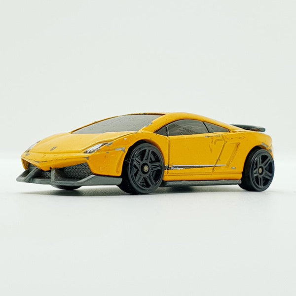 Vintage 2010 Yellow Lamborghini Gallardo LP 570-4 Superleggera Hot Wheels Macchina | Auto giocattoli esotici