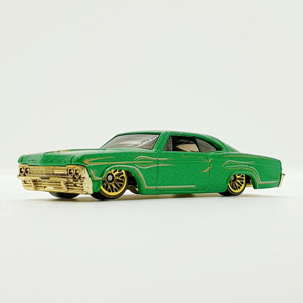 Vintage 1996 Green '65 Impala Hot Wheels سيارة | سيارة لعبة أمريكية