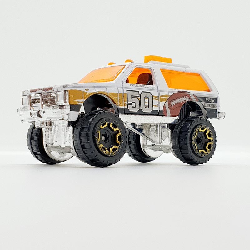 Hot Wheels Chevy Blazer 4x4 | Maßstab 1:64, Schwarz