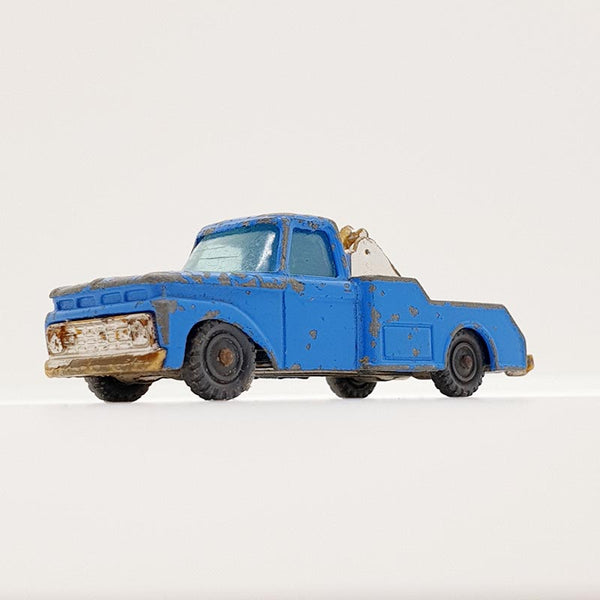 Vintage 1967 Blue Ford F350 Truck Husky Car Toy | Autos de juguete de la vieja escuela