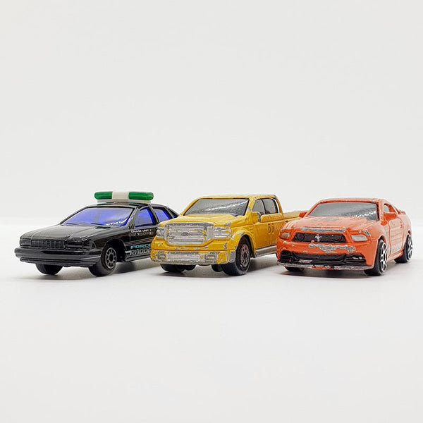 Lot vintage de 3 jouets de voiture Maisto | Voitures de la vieille école