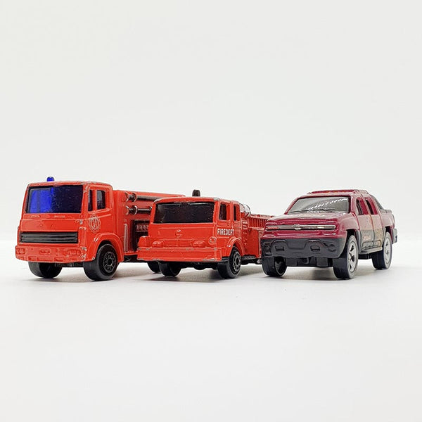 Lote vintage de 3 juguetes para automóviles maisto | Autos de juguete de la vieja escuela