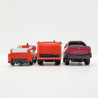 Vintage viele 3 Maisto -Autospielzeuge | Spielzeugautos der alten Schule