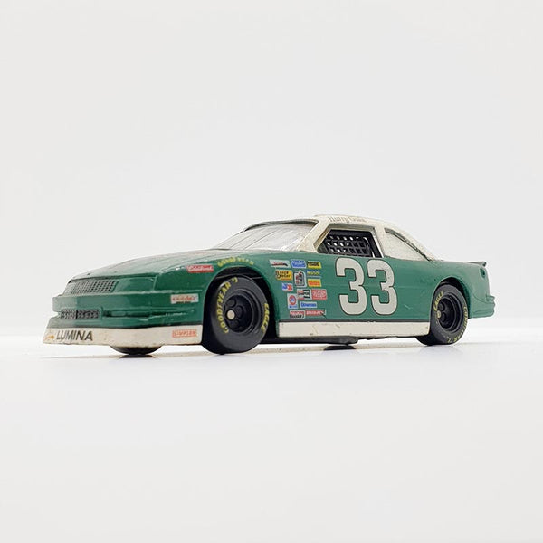 Vintage 1992 Green Harry Gant Chevrolet Race Car Toy | Rennmeister Spielzeugauto