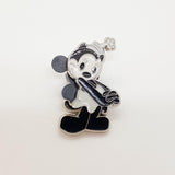 Ortensia Disney Pin de comercio | Coleccionable Disney Patas
