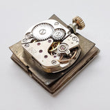 Slava Fabriqué en URSS CCCP mécanique montre pour les pièces et la réparation - ne fonctionne pas