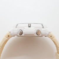 أبيض خمر Armitron ساعة رياضية للنساء | ساعة Chrono Digital Watch