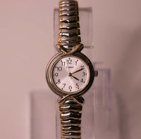 Elegantes zweifarbiges Timex Uhr Für Frauen SR 521SW -Zelle