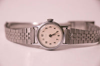 Retro 80 Timex Mecánico reloj para mujeres estuche de tono plateado