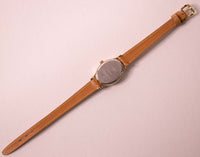 Klassisches Oval Timex Uhr für Frauen | Elegant Timex Uhr