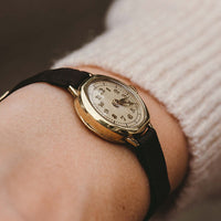 ساعة الخمسينيات من القرن العشرين مراقبة مغطاة بالذهب - ساعة معصمة ألمانية للسيدات العتيقة