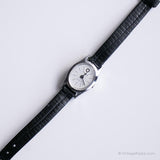 Tono d'argento vintage Timex Guarda per lei | Piccolo orologio da polso da ufficio