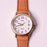 Vintage de mujeres Timex Indiglo reloj en una correa de cuero marrón