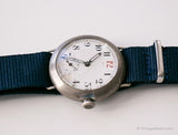 Antiguo de los años 1940 mecánicos reloj | Retro Wallwatch para ella