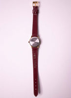 Antiguo Timex Indiglo reloj para mujeres en una correa de cuero rojo