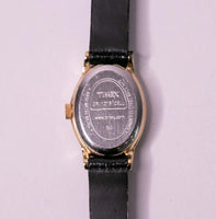 Vintage Gold-Ton Timex Uhr für Frauen | Ovalförmig Timex Armbanduhr