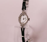Tono plateado vintage Waltham Cuarzo reloj Para mujeres con piedras preciosas blancas