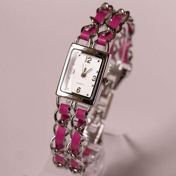 ساعة كوارتز مستطيلة اللون الفضية للنساء مع تفاصيل حزام وردي