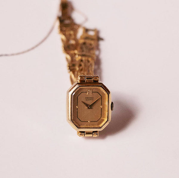 Millésime Seiko 1400-8289r Quartz montre pour femme