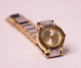 Vintage Zwei -Ton -elegant Timex Uhr für Frauen mit einstellbarem Verschluss