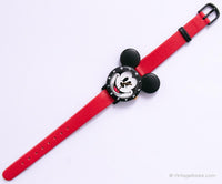 Le noir Lorus Mickey Mouse En forme de montre pour les enfants ou les petites tailles de poignet