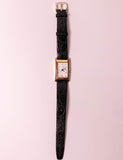 Klassisch Guess Uhr Für Frauen rechteckiges Zifferblatt und schwarzer Riemen Vintage