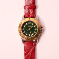 Vintage ▾ Guess Guarda per donne con quadrante verde e cinturino in pelle rossa