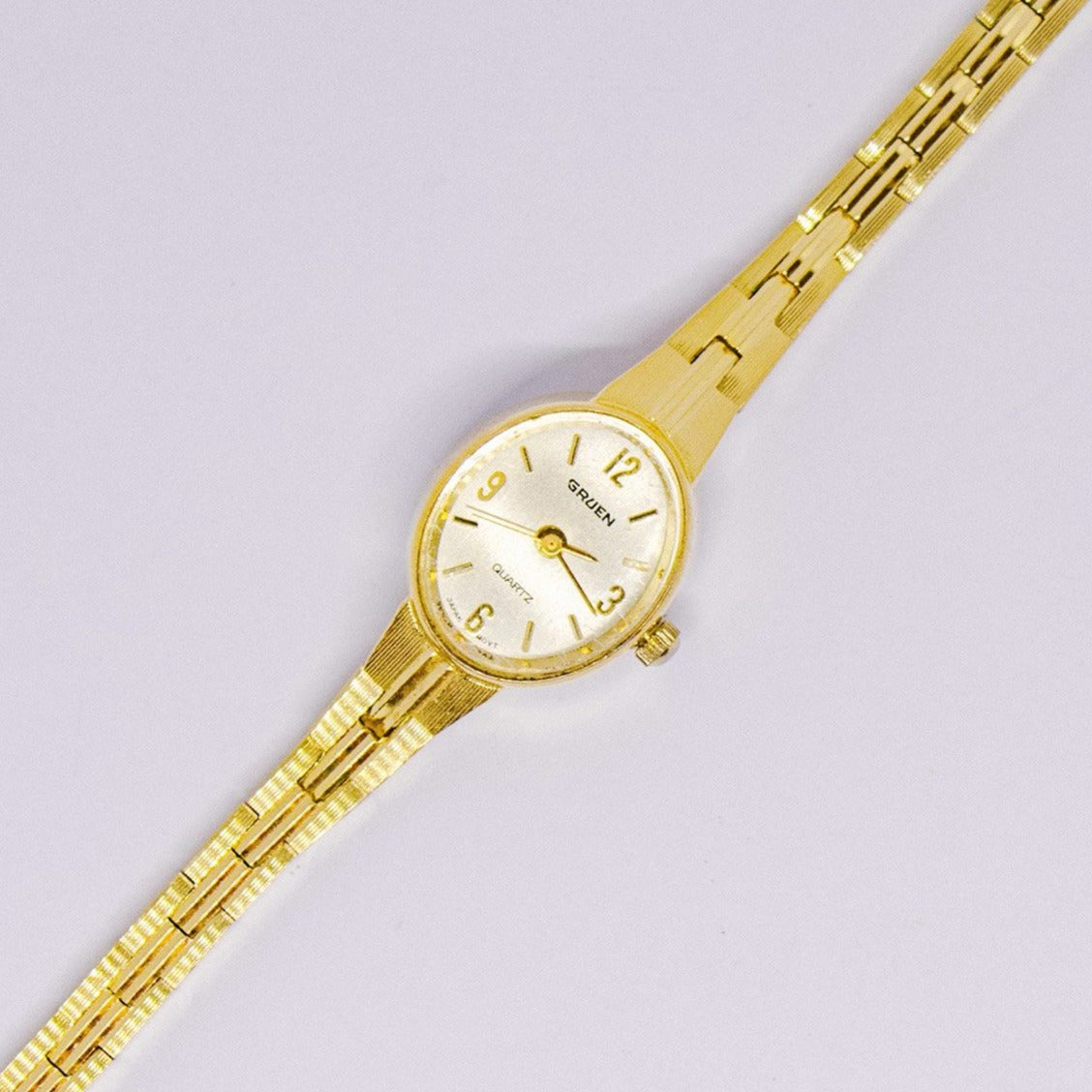 Luxury Gold-tone Gruen Quartz Watch Women's Gold-tone Jewelry