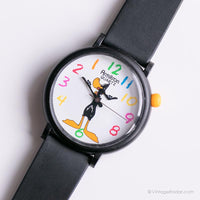 Armitron دافي دطة الكوارتز ساعة | كلاسيكي Looney Tunes ساعة اليد