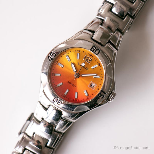 Tono plateado vintage Lorus reloj para ella | Dial rojo y naranja reloj