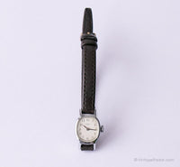 Klassischer Silberton Timex Uhr | Klein Timex Mechanisch Uhr Sammlung