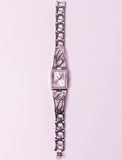 Tono argento Guess Orologio al quarzo per donne con pietre di gemme bianche vintage