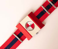 Seltene Rot -Weiß -Mechanik Kelton Uhr | Square Vintage Kelton Uhr