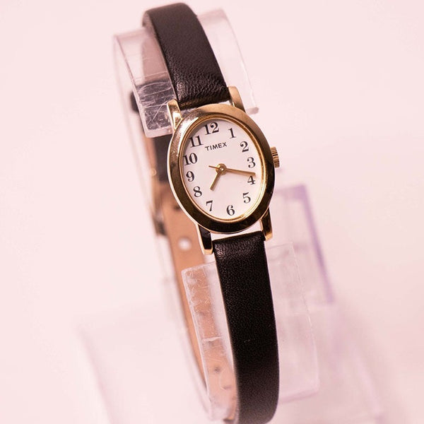 Goldton Oval Timex Uhr für Frauen | Damen Timex Uhren