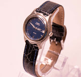 Dial azul Timex Indiglo WR 30m reloj en una correa de cuero azul