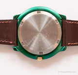 ساعة عتيقة الزمرد الخضراء أديك الكوارتز مع حزام من الجلد البني