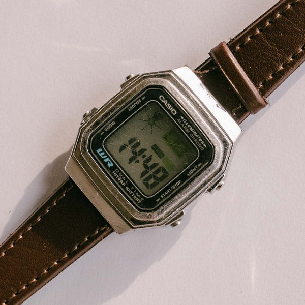 Retro-Vintage 80er-Jahre-Stil Casio Uhr 10Y Batterie Dual Time