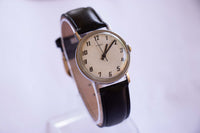 Klassisch Timex Silberfarbenes mechanisch Uhr | Minimalistischer Jahrgang Uhr