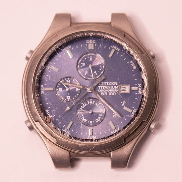 Citizen 6870 Titane M Chronograph Quartz montre pour les pièces et la réparation - ne fonctionne pas