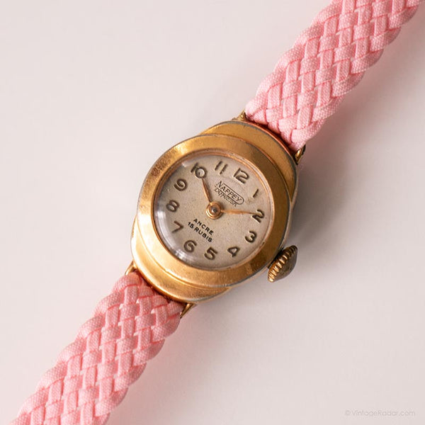 Mecánico de nappey vintage reloj | Muñeco de pulsera francés de la década de 1960 para ella