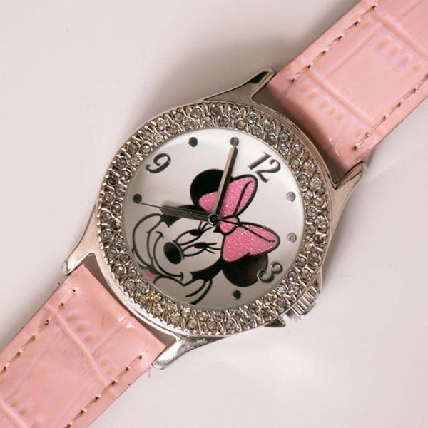 Elegant Minnie Mouse Uhr mit Edelsteinen