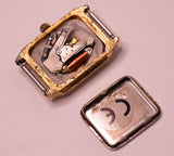 Junghans Quartz rectangulaire de ton or montre pour les pièces et la réparation - ne fonctionne pas