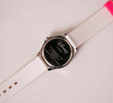 90er Jahre rosa Minnie Mouse Uhr mit schwarzem Zifferblatt und farbenfrohen rosa Armband