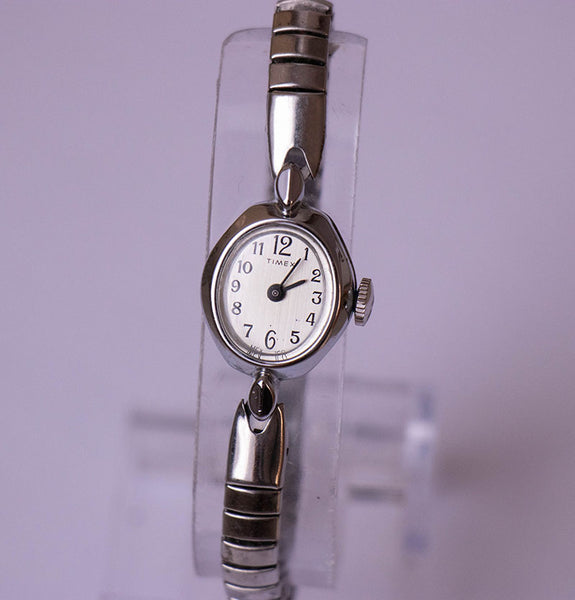 Small Vintage Timex Dress Watch | Silver-Tone Mechanical Ladies Watch Vintage Radar Small Vintage Timex Dress Watch | Silver-Tone Mechanical Ladies Watch Vintage Radar