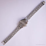 Antiguo Seiko V701-2H30 A0 reloj | Tono plateado de dial azul reloj para ella